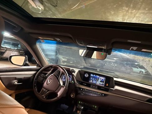 Used 2019 Lexus ES 350 FWD image 8