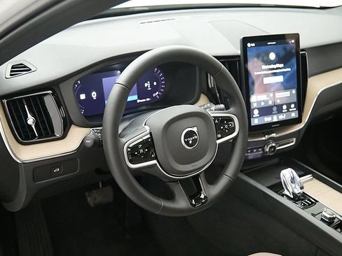 Certified 2026 Volvo XC60 B5 Plus AWD/4WD image 13