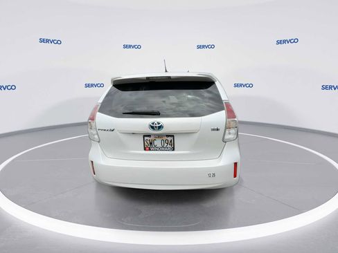 Used 2016 Toyota Prius V Two FWD image 7