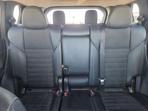 Used 2024 Mitsubishi Outlander SE image 13