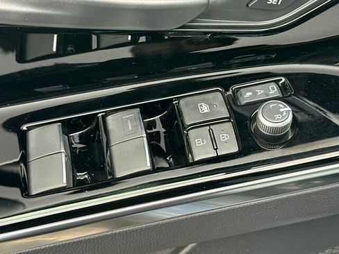 Certified 2023 Subaru Solterra Limited 4D Sport Utility image 13