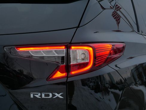 Used 2025 Acura RDX A-Spec image 17