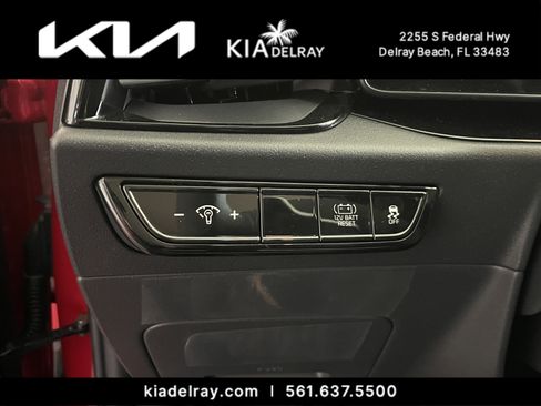 New 2025 Kia Niro EX image 25