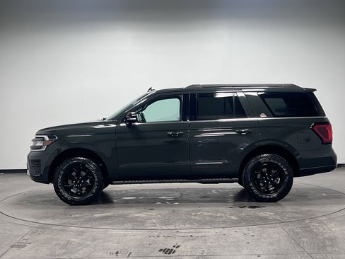 Used 2022 Ford Expedition Timberline image 5