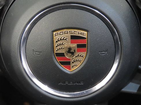 Certified 2026 Porsche Macan AWD/4WD image 20