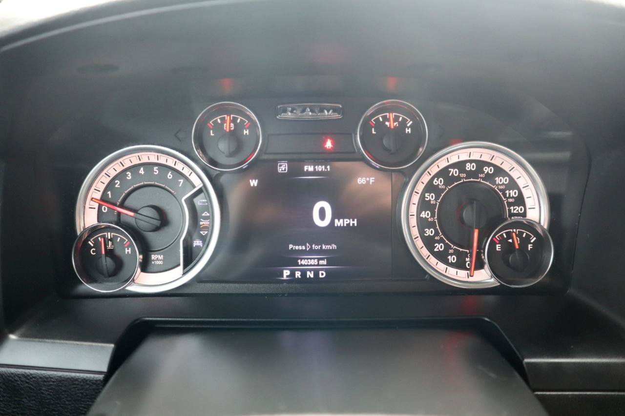 Used 2017 RAM 1500 Laramie w/ Convenience Group AWD/4WD image 23