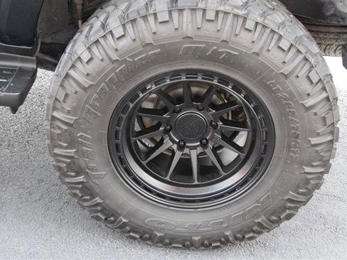 Used 2020 Toyota 4Runner TRD Off-Road AWD/4WD image 42