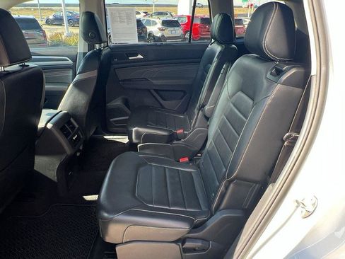 Used 2022 Volkswagen Atlas SEL Premium image 14