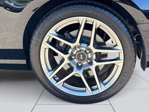 Used 2013 Ford Mustang Shelby GT500 RWD image 32