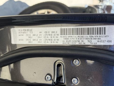 Used 2019 RAM 2500 Laramie AWD/4WD image 11