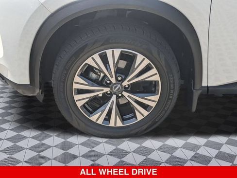 Certified 2023 Nissan Rogue SV AWD/4WD image 12