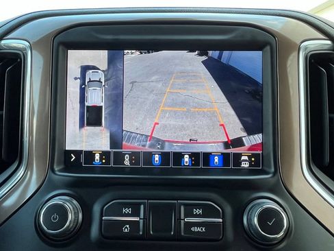 Used 2022 Chevrolet Silverado 3500 High Country w/ Technology Package AWD/4WD image 21