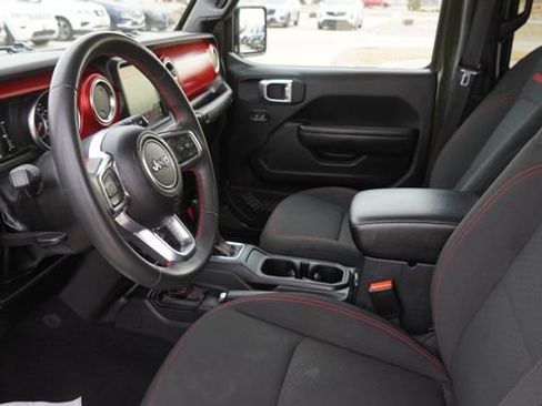 Certified 2023 Jeep Gladiator Rubicon image 18