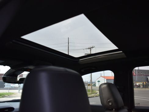 Used 2020 Cadillac XT6 Sport w/ Platinum Package image 18