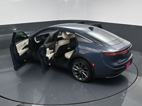 Used 2025 Toyota Crown Limited image 20