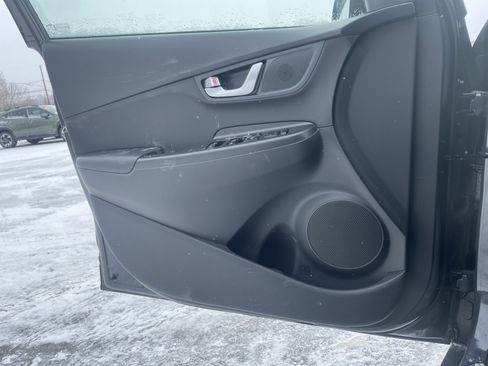 Used 2023 Hyundai Kona SEL w/ Convenience Package image 15