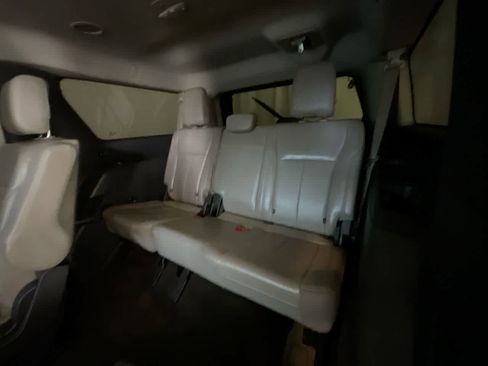 Used 2020 Ford Expedition Max XLT w/ Equipment Group 202A image 24
