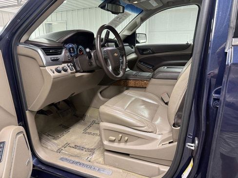 Used 2017 Chevrolet Suburban Premier AWD/4WD image 10