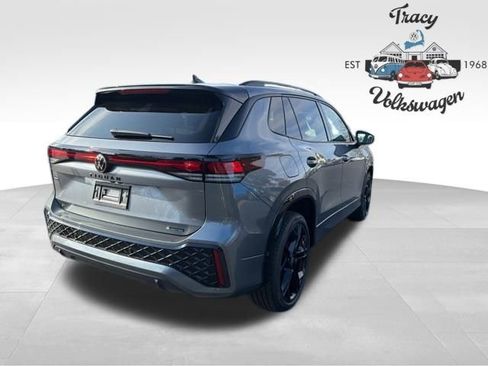 New 2026 Volkswagen Tiguan SE R-Line image 7