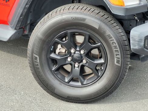 Used 2022 Jeep Wrangler Unlimited Sport image 10