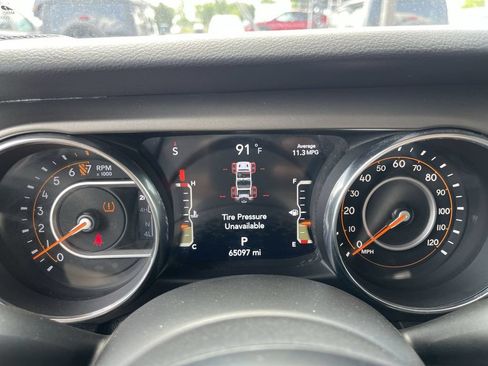 Used 2019 Jeep Wrangler Unlimited Sport S AWD/4WD image 15