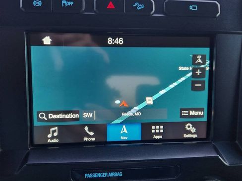 Used 2018 Ford F250 XLT w/ XLT Premium Package AWD/4WD image 9