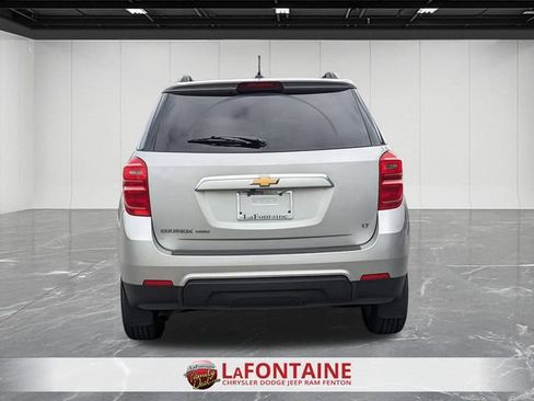 Used 2017 Chevrolet Equinox LT w/ Convenience Package AWD/4WD image 4