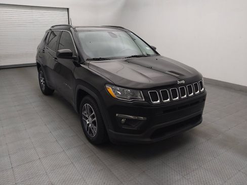 Used 2019 Jeep Compass Latitude w/ Popular Equipment Group FWD image 13