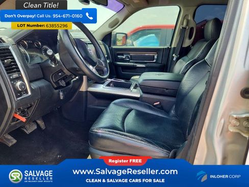 Used 2015 RAM 1500 Laramie w/ Convenience Group AWD/4WD image 9