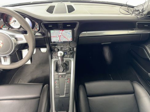 Used 2016 Porsche 911 Carrera S image 28