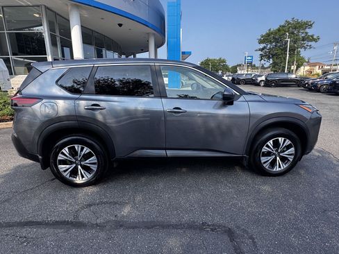 Used 2023 Nissan Rogue SV AWD/4WD image 8