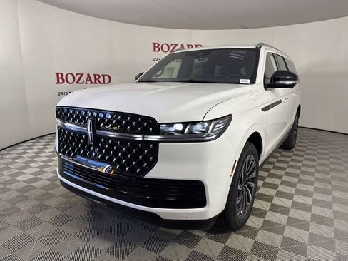 New 2025 Lincoln Navigator L Black Label image 3