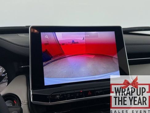 Used 2024 Jeep Compass Limited image 13