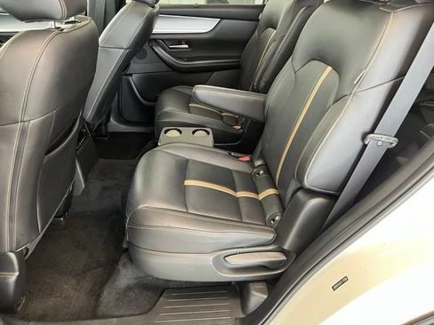 Certified 2024 MAZDA CX-90 Plug-In Hybrid w/ Premium Plus AWD/4WD image 27