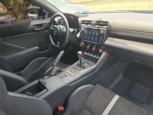 Used 2025 Toyota GR86 Premium w/ Performance Package RWD image 24