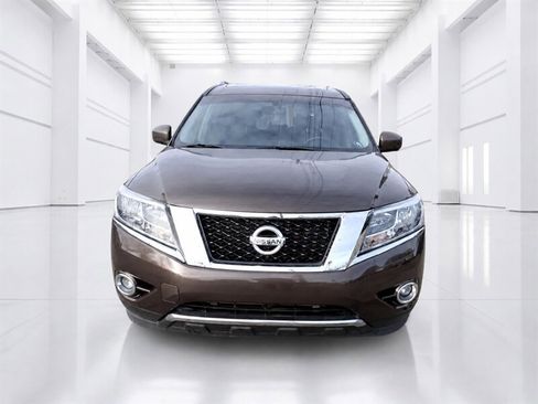 Used 2015 Nissan Pathfinder Platinum w/ Family Entertainment Package AWD/4WD image 5
