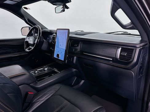 Used 2022 Ford Expedition Max Platinum image 31