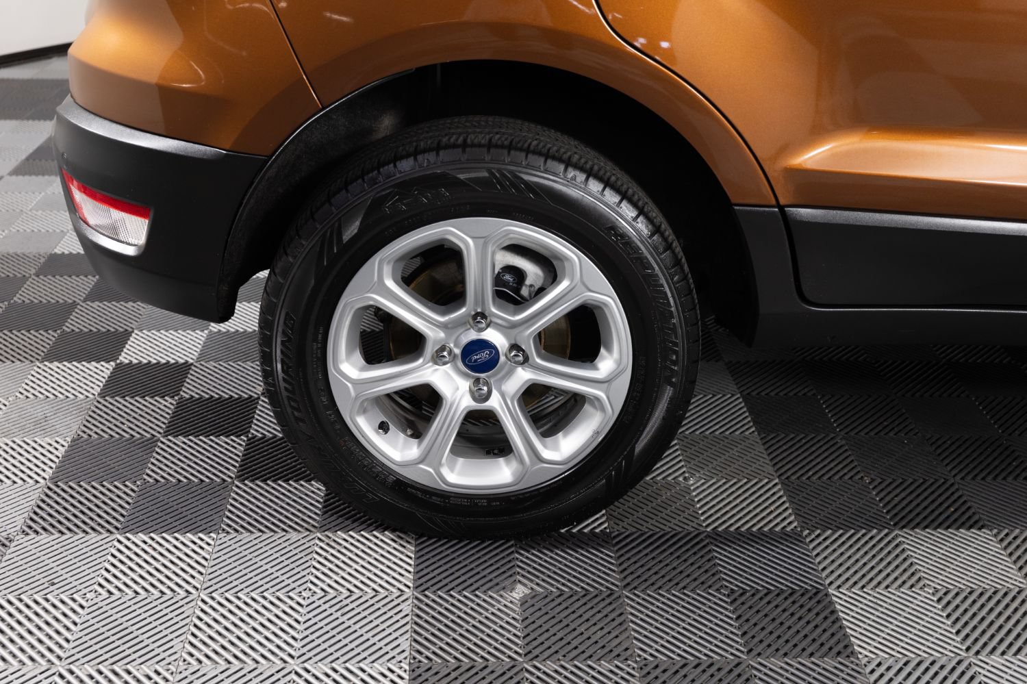Used 2019 Ford EcoSport SE w/ SE Convenience Package AWD/4WD image 36