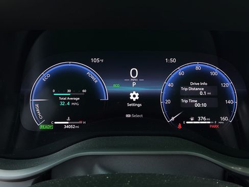 Used 2025 Toyota Sienna XSE FWD image 26