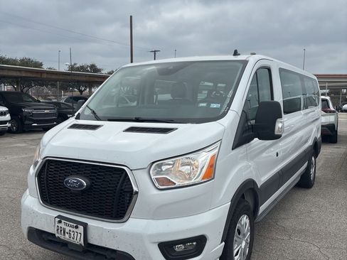 Used 2022 Ford Transit 350 XLT image 2