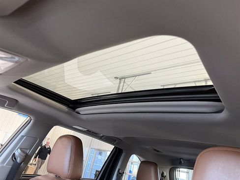 Used 2019 Toyota Highlander Limited image 49