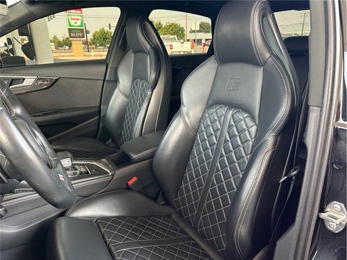 Used 2019 Audi S4 Premium Plus w/ Premium Plus Package AWD/4WD image 32
