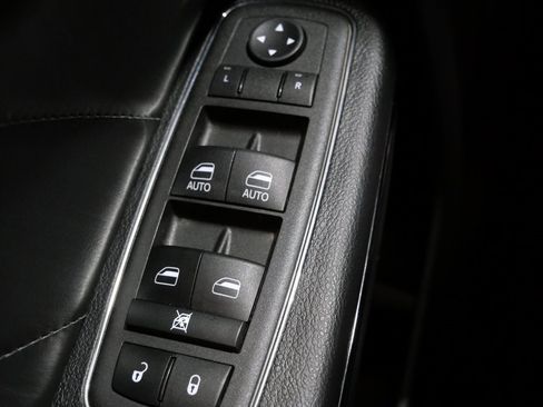 Used 2022 Dodge Charger R/T w/ Plus Group image 13