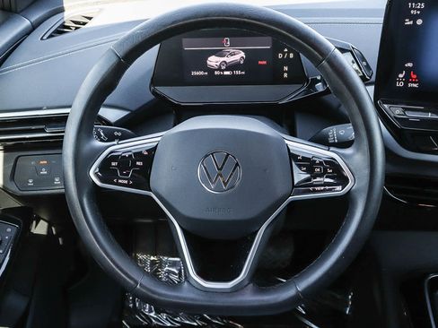 Used 2023 Volkswagen ID.4 Pro image 13