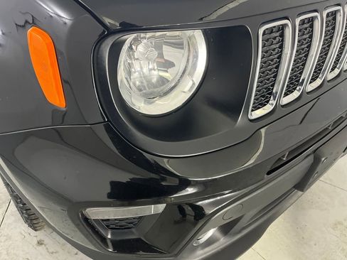 Used 2019 Jeep Renegade Latitude w/ Cold Weather Group image 35