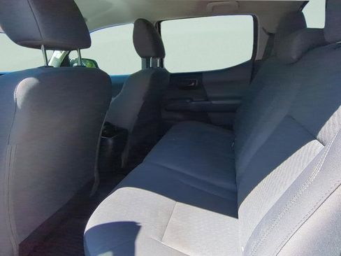 Used 2019 Toyota Tacoma SR5 image 9