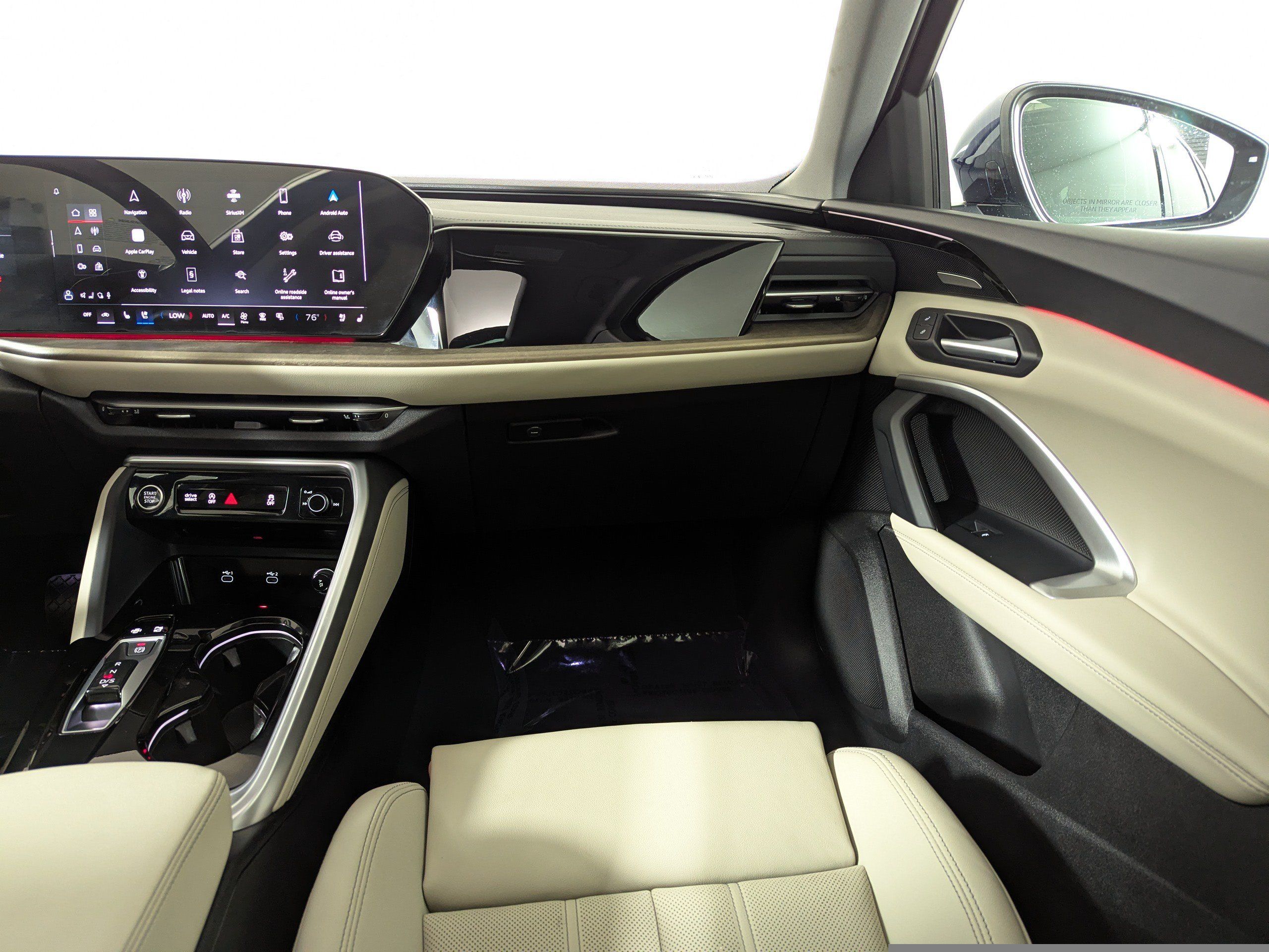 Certified 2025 Audi Q5 Premium w/ Premium Plus AWD/4WD image 17