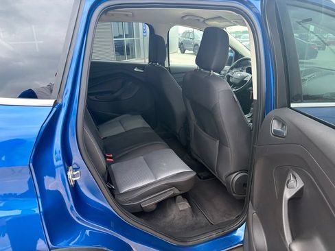 Used 2018 Ford Escape SE w/ SE Sync 3 Package FWD image 21