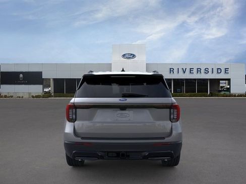New 2026 Ford Explorer ST-Line image 5