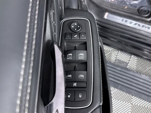 Used 2023 RAM 1500 Limited AWD/4WD image 25